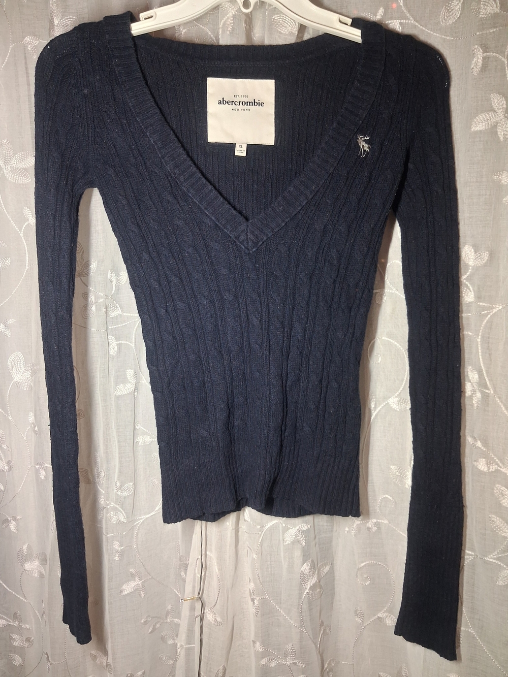 Abercrombie & Fitch Navy Cable-Knit V-Neck Sweater